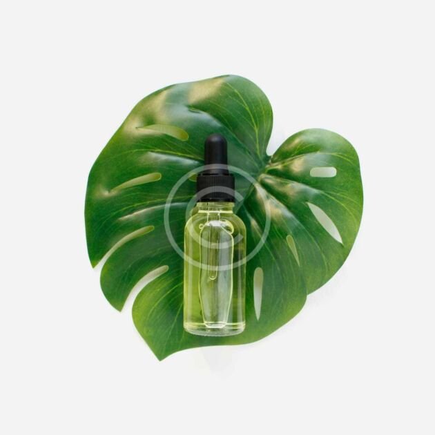 Natural face oil with dropper